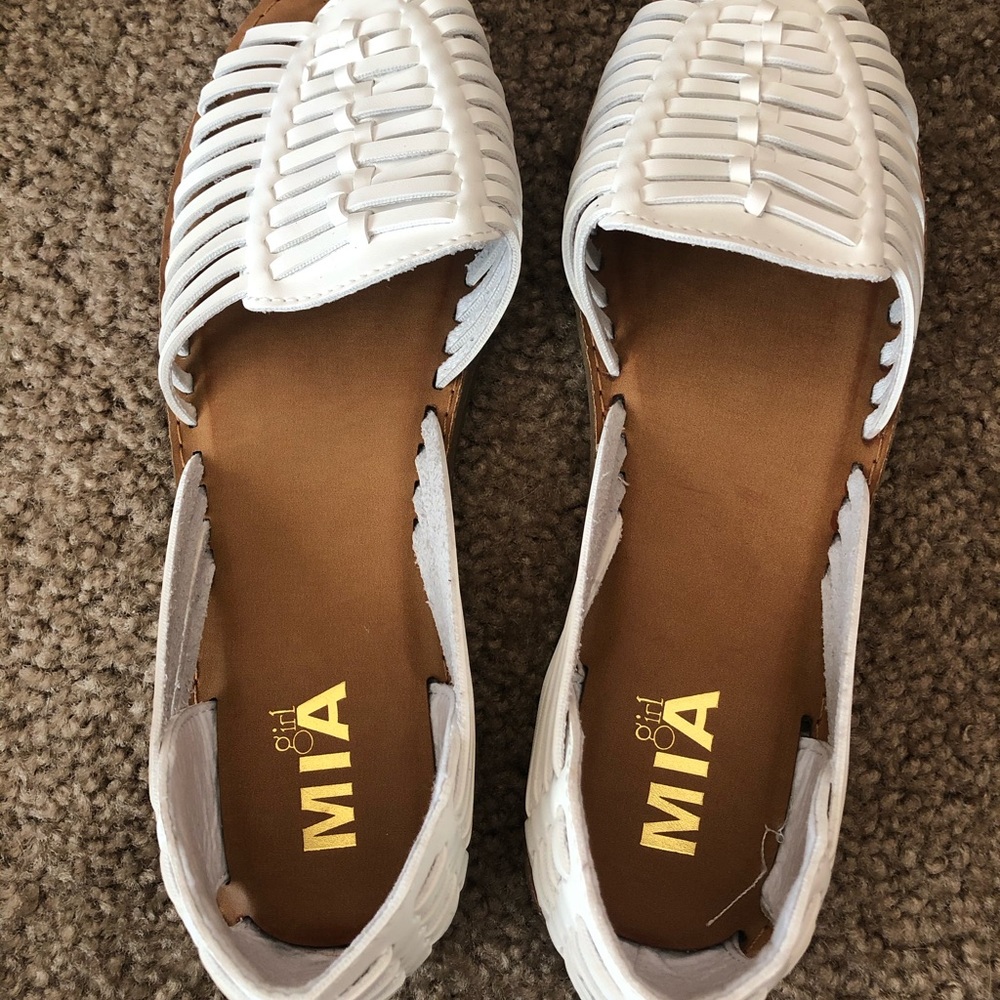 Mia white sandals